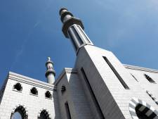 Rotterdamse moskee negeert oproep Aboutaleb om thuis te blijven tijdens Offerfeest