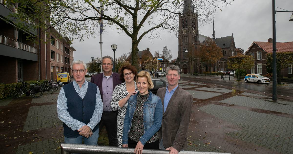 Nieuwe dorpsplein van MierloHout moet voor meer reuring