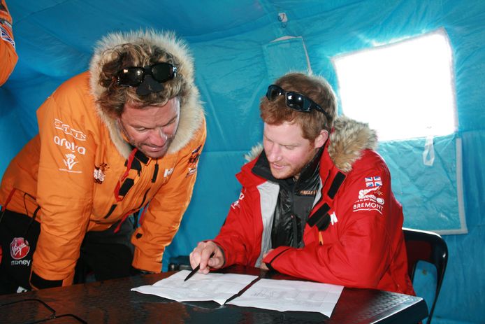 Dominic West en prins Harry tijdens de expeditie naar de Zuidpool.