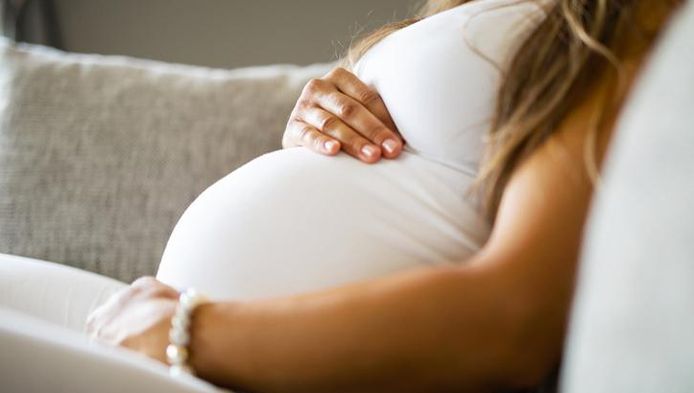 Déni De Grossesse Test En Ligne Elle découvre du jour au lendemain qu'elle est enceinte de 8 mois