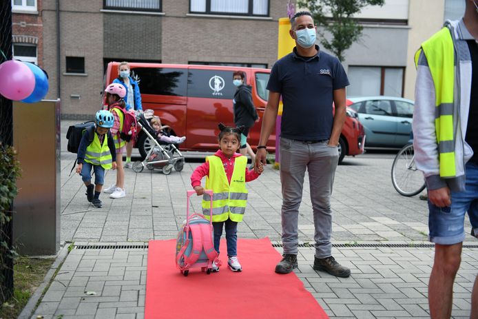 TERUG NAAR SCHOOL: De Bijenkorf in Herent ontvang de leerlingen feestelijk voor het nieuwe schooljaar