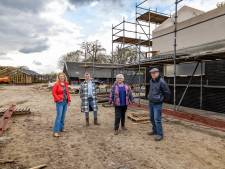 Waar eens aan de rand van IJhorst de kippen kakelden, is het straks wonen in een oase van rust