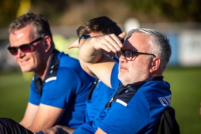 Ommezwaai bij Reutum: trainer Peter Bokma moest eerst weg, maar maakt ...