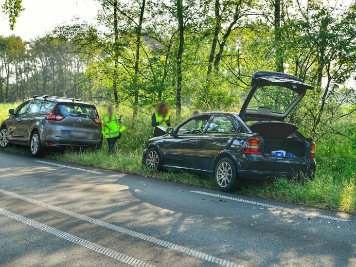 Weer ongeluk op N69, ditmaal botsing met drie auto’s tussen België en Borkel