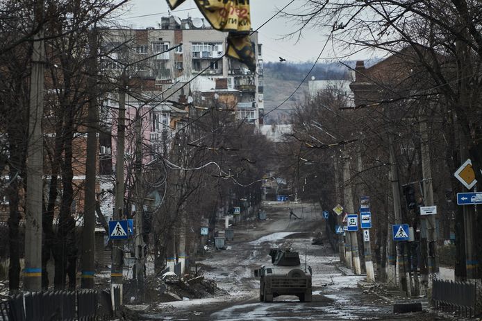 De stad Bachmoet is al een paar maanden het strijdtoneel voor hevige gevechten tussen Russen en Oekraïners
