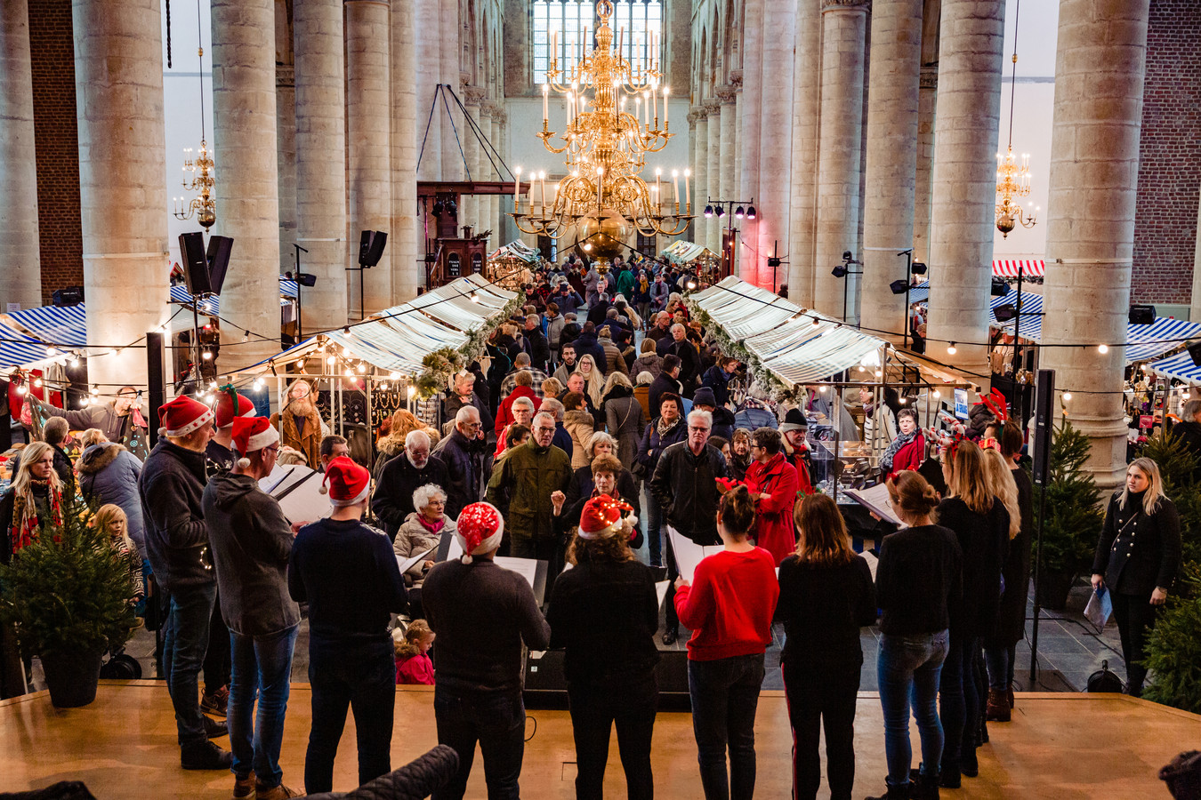 Met koopzondag, kerstmarkt en het kerstpaleis is je rondje Goes