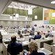 Hoon treft senatoren die niet komen opdagen bij debat – kan digitaal intekenen uitkomst bieden?