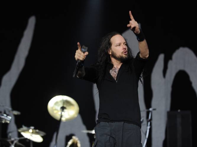 Ex-drummer sleept Korn voor de rechter