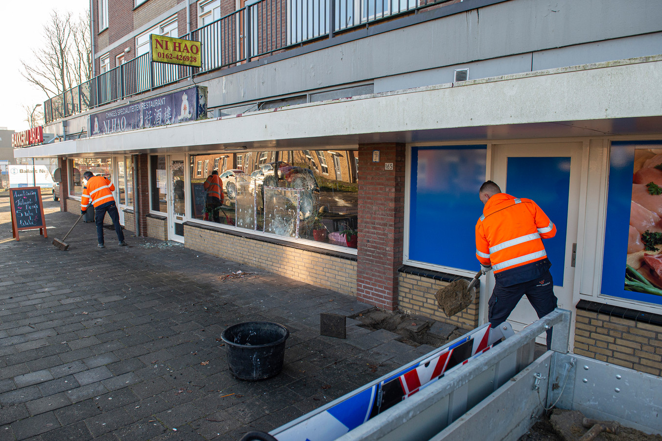 Rellende tieners in Oosterhout ‘Wijk moet het hele jaar aandacht krijgen’ Foto AD.nl