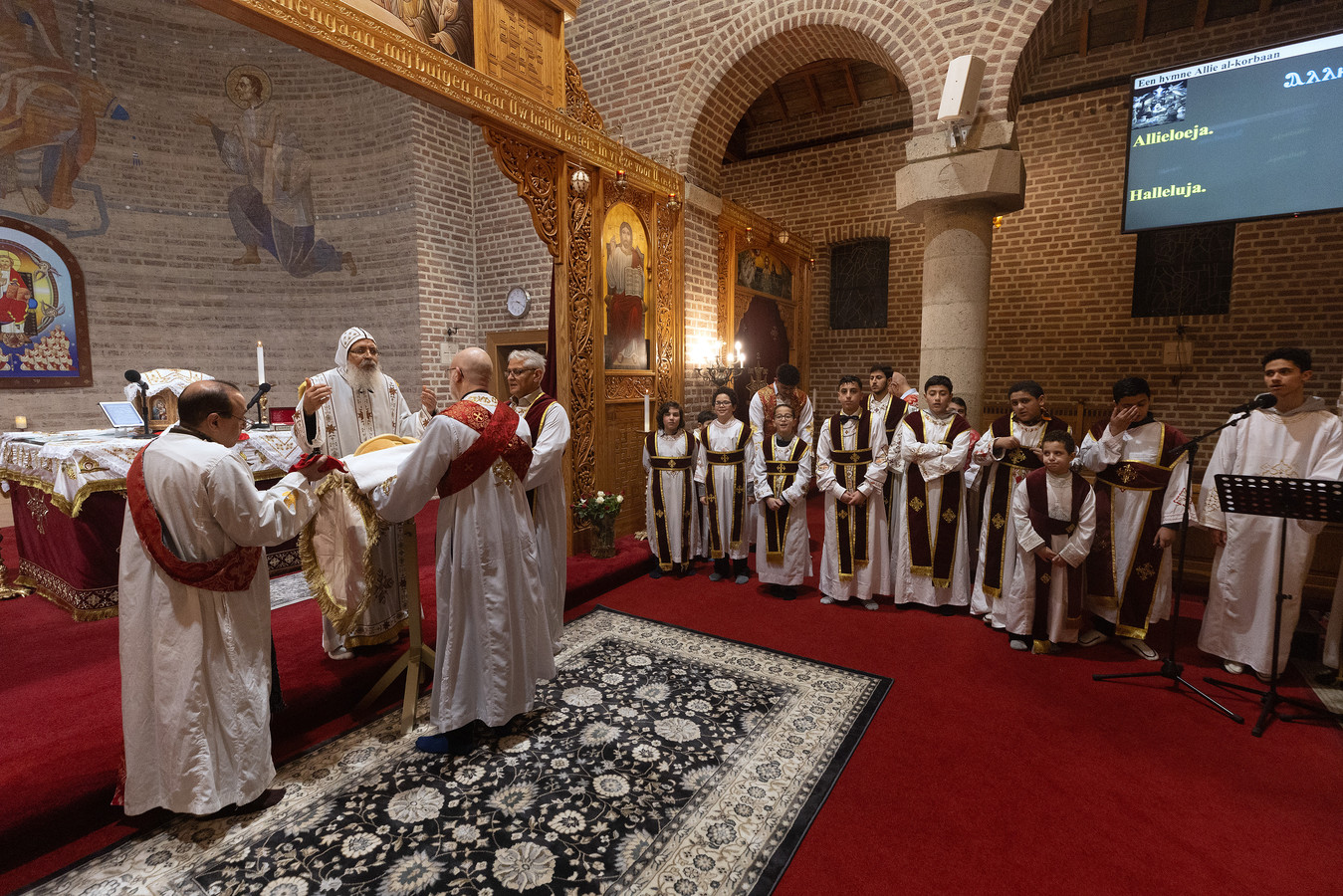 Christelijke kopten vieren kerst in Lievelde: ‘Hier kan het woord van ...