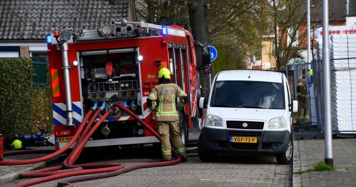 Gaslekkage in Clinge: leiding geraakt bij sloopwerkzaamheden | 112 ...
