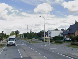 Geld gestolen tijdens inbraak: daders klimmen over omheining en doorzoeken bureau