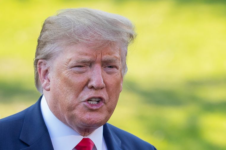 De Amerikaanse president Trump zou zijn Oekraïense collega onder druk hebben gezet een onderzoek te starten naar de Democratische presidentskandidaat Joe Biden. Beeld AP