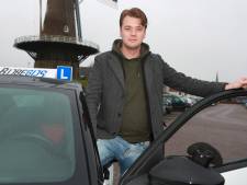 Gijs begint zijn eigen rijschool: ‘Ik hoop dat het in mijn voordeel werkt dat ik wat jonger ben’