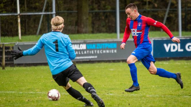 Enfant terrible goud waard voor Hapert: ‘Geloof het of niet, maar het waren mijn eerste twee doelpunten dit seizoen’