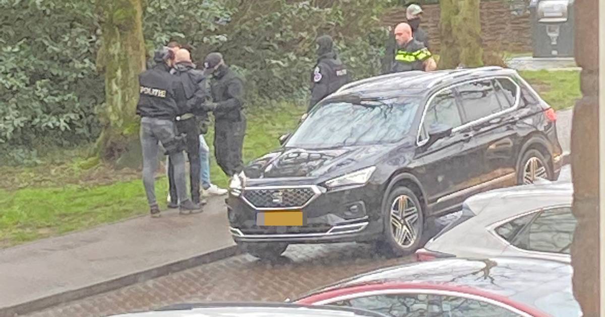 Bliksemsnelle politieactie: voetganger klemgereden en ingerekend in Arnhemse wijk Klarendal