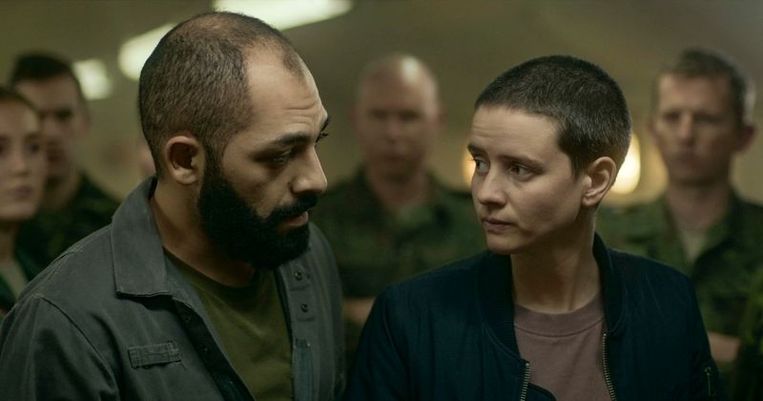 Into the Night Beeld Netflix