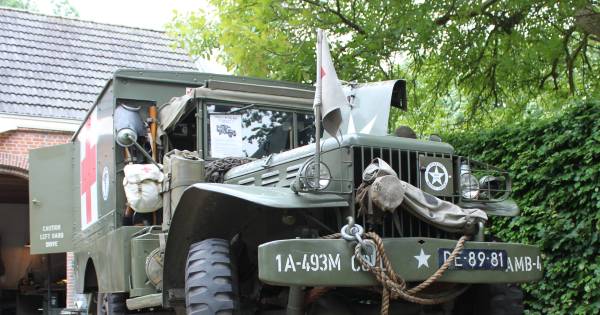 Bevrijding Hooge Mierde nagespeeld op zondag 19 mei | Kempen - Eindhovens Dagblad