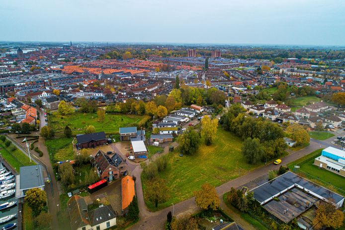 Dit najaar start de sanering en herinrichting van de Brunneper Bongerd, het groene gebied rechtsboven.