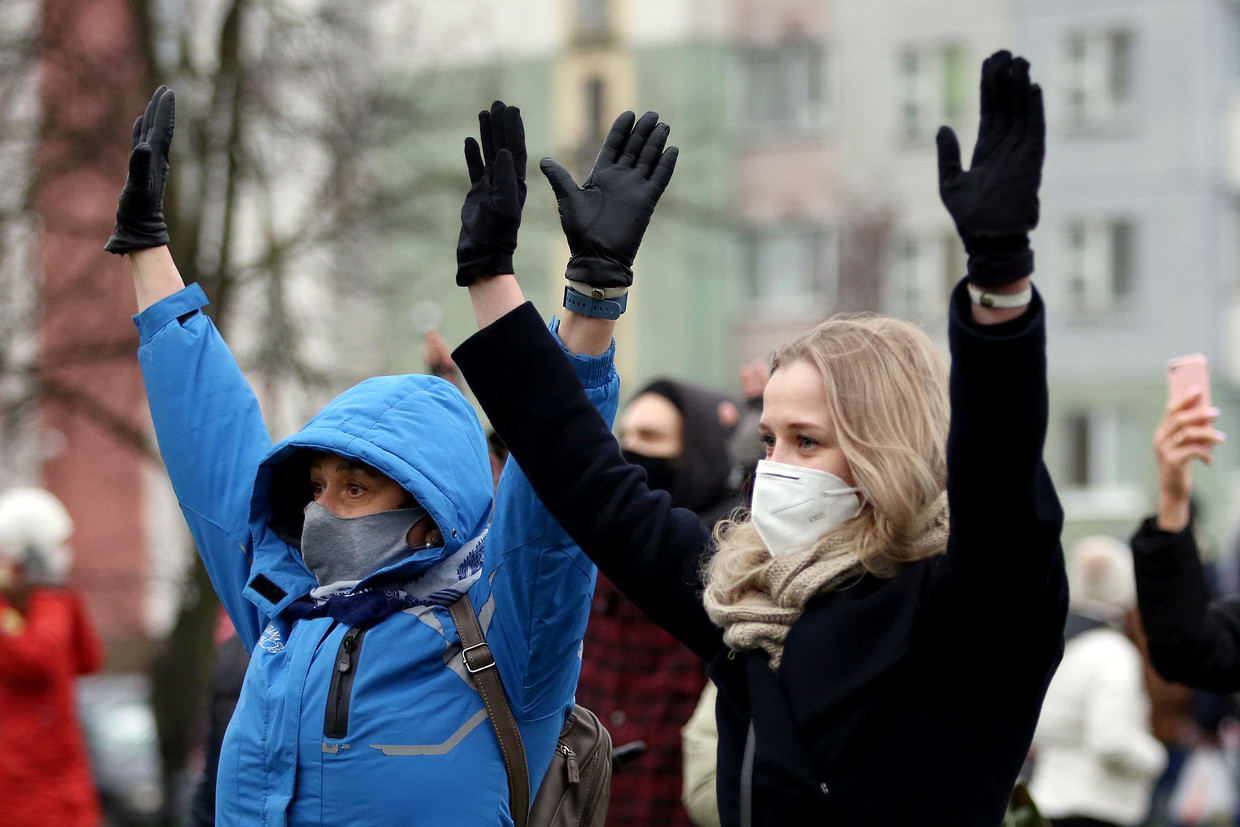 Het wekelijkse protest in Minsk. Beeld AFP