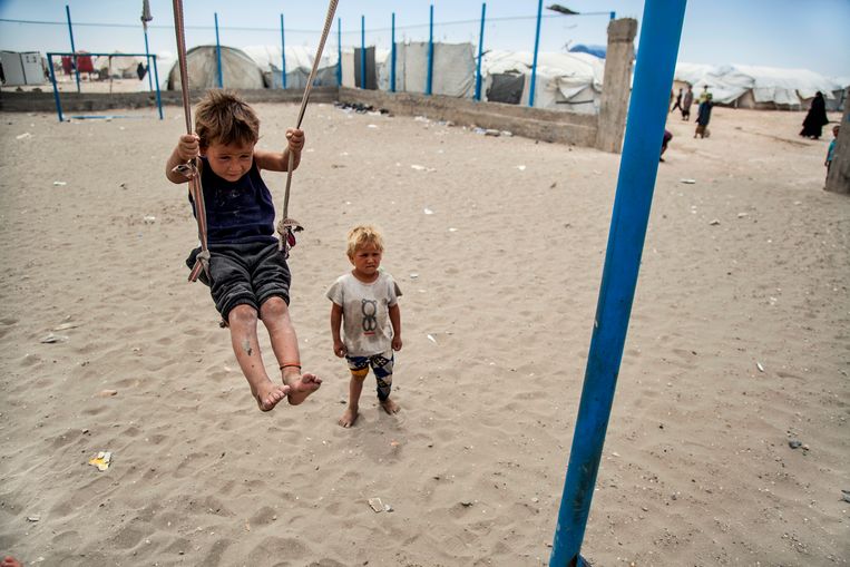 In kamp Al-Hol in het noorden van Syrië worden nog duizenden IS-strijders en hun familieleden vastgehouden.  Beeld AP
