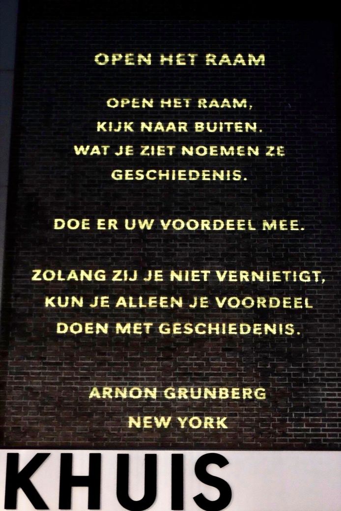 Schafrat over de bijdrage van Arnon Grunberg: „Zoals altijd met Grunberg riep deze duiding vooral online ook de nodige negatieve reacties op.”