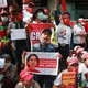 Duizenden betogers gaan weer de straat op in Myanmar