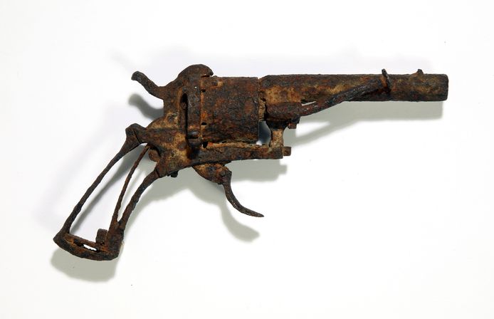 De revolver waarmee Van Gogh zich doodschoot, lag tientallen jaren in een veld in Frankrijk.