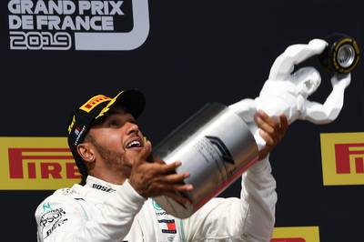Hamilton na oppermachtige overwinning: ‘Het was helemaal niet makkelijk’