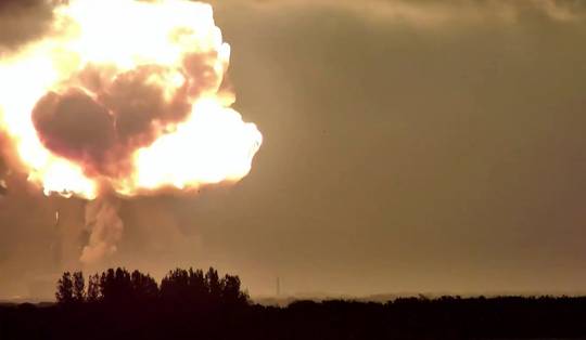 Explosie reuzeraket van Jeff Bezos is tegenvaller voor maanplannen van de NASA