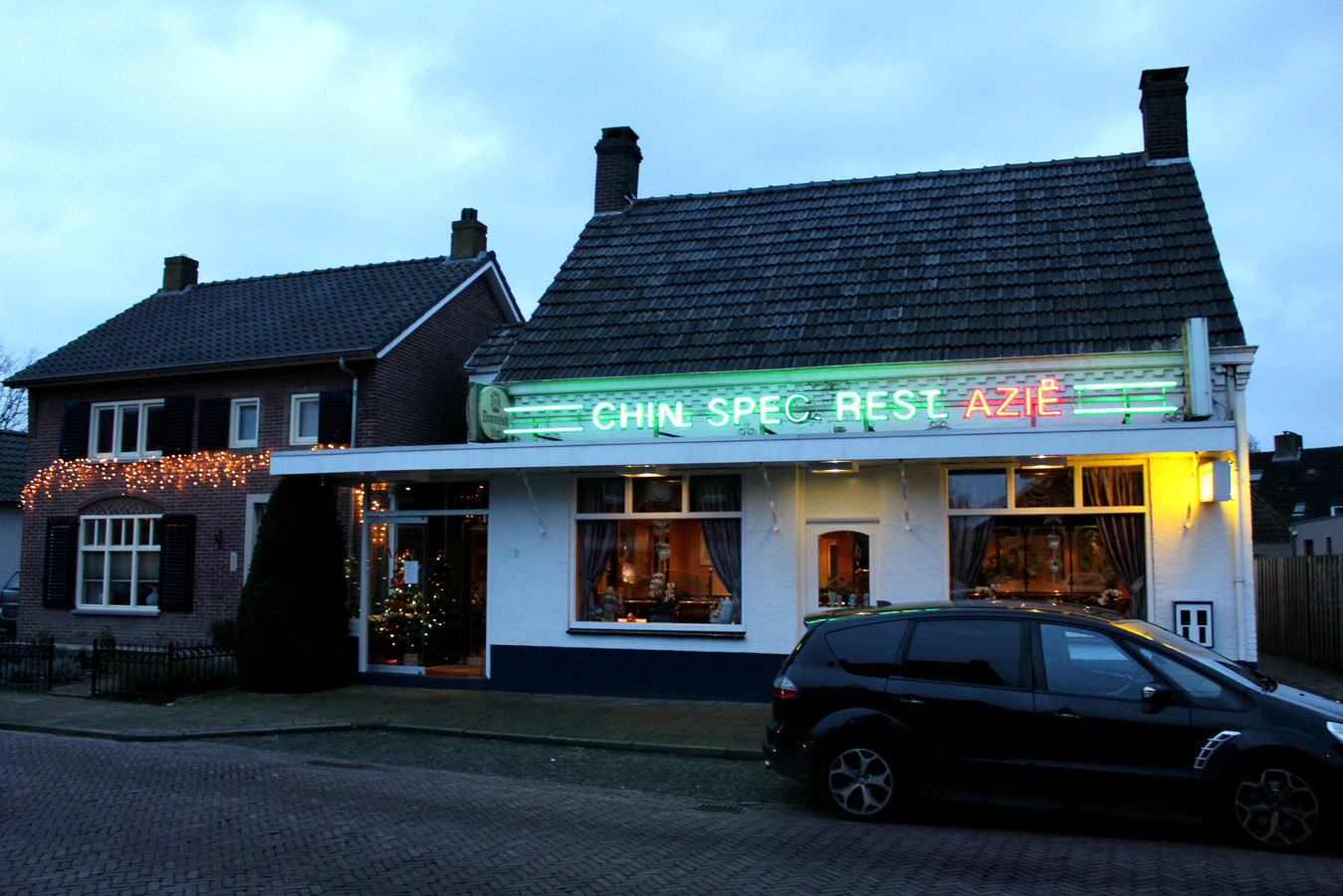 Mark van Wonderen fotografeerde élk 'Chin. Ind. Spec. Rest.' in