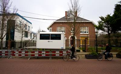 Twee medewerkers Iraanse ambassade het land uitgezet