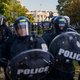Rellen in de VS breiden zich uit naar het hele land: twee doden, betogers omsingelen Witte Huis