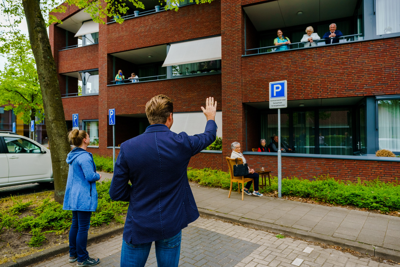 Zonnehuisgroep Amstelland doet mee aan proef bezoek verpleeghuis | Foto ...