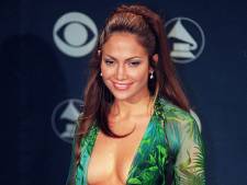 Comment la célèbre robe portée par Jennifer Lopez aux Grammys a changé Internet