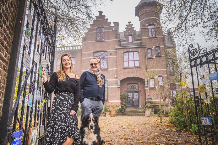 “Voorbijgangers moeten soms denken dat hier een bende rare hippies ...
