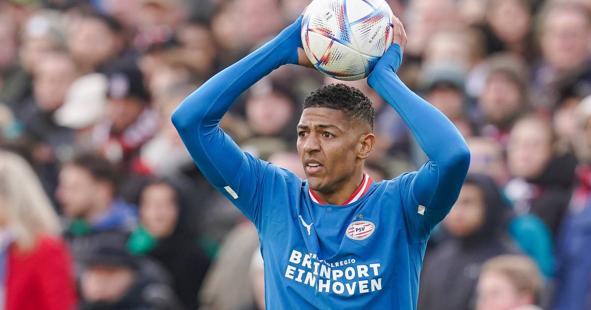 PSV'den van Aanholt kararı!