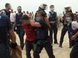 “Met een strengere straf was dit niet gebeurd”: politievakbond vol ongeloof nadat 17-jarige week na rellen in Blankenberge twee agenten verwondt