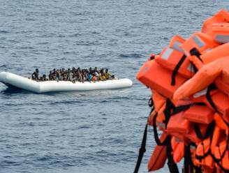 Europese Commissie vraagt "meer solidariteit" van lidstaten om geredde migranten op te vangen