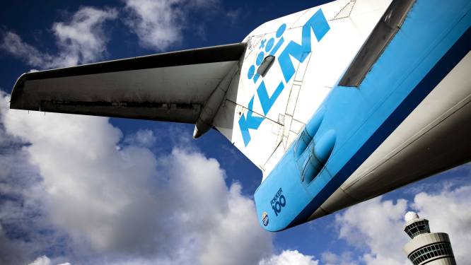 Rechter: KLM mag nieuwe piloten niet vragen of ze gevaccineerd zijn tegen corona