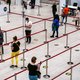 Nog niet aan de beurt voor het vaccin? Via deze sluiproutes krijgen sommigen toch een prik