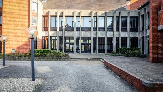 Taxichauffeur van Nigeriaanse prostitutiebende met voodoopraktijken krijgt mildere straf