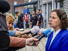 Minister Faber schittert door afwezigheid in eigen ‘asielcrisis’: ‘Ik ken geen burgemeester die door haar gebeld is’