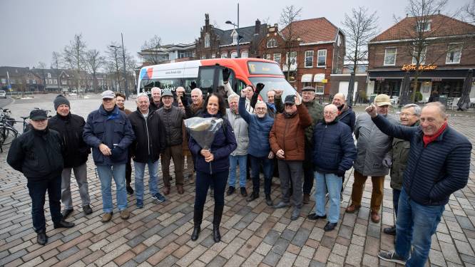 Half miljoen passagiers vervoerd door Buurtbus Valkenswaard: ‘Behoefte is bewezen’