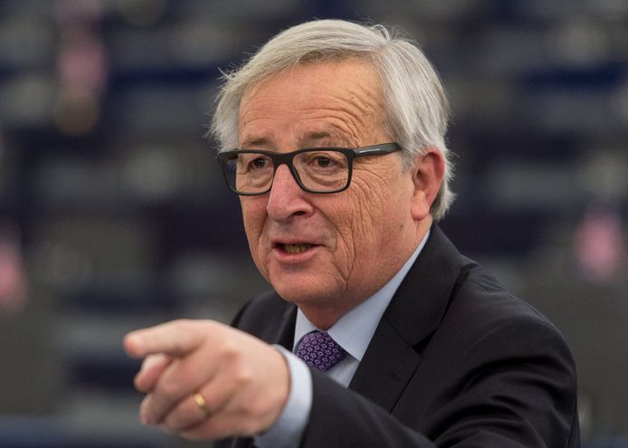 Commissievoorzitter Jean-Claude Juncker reikt de Britten nog maar eens de hand.