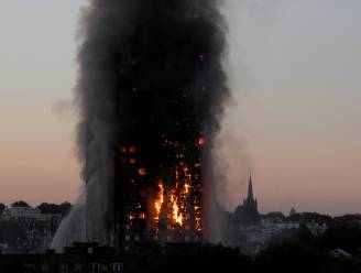 Een jaar na de brand in de Grenfell Tower wonen nog 43 gezinnen in hotels