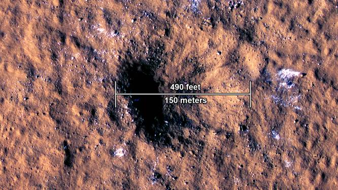 Fikse krater en beving op planeet Mars door inslag ruimterots