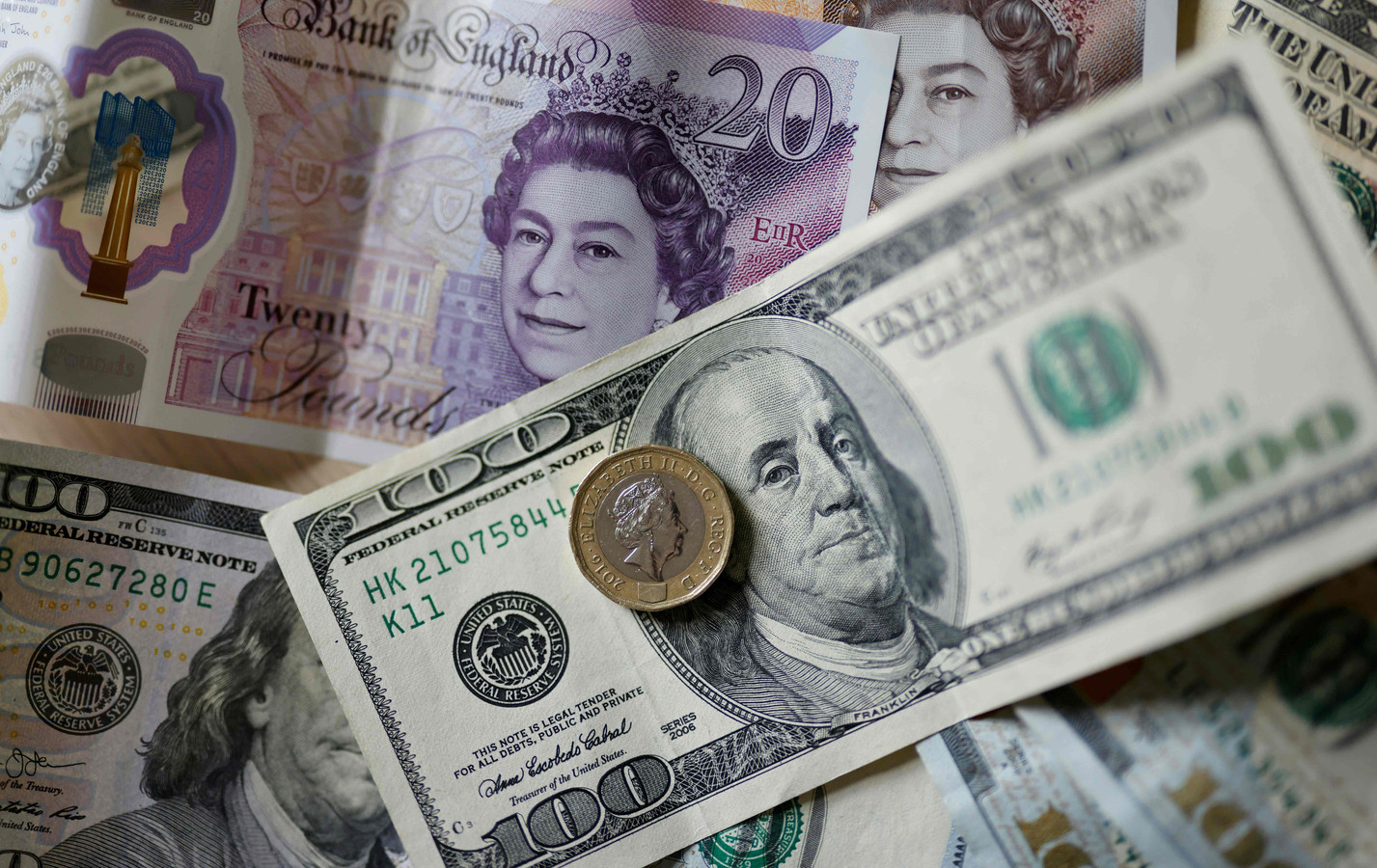 Waarde Britse pond naar laagterecord ten opzichte van dollar Foto AD.nl