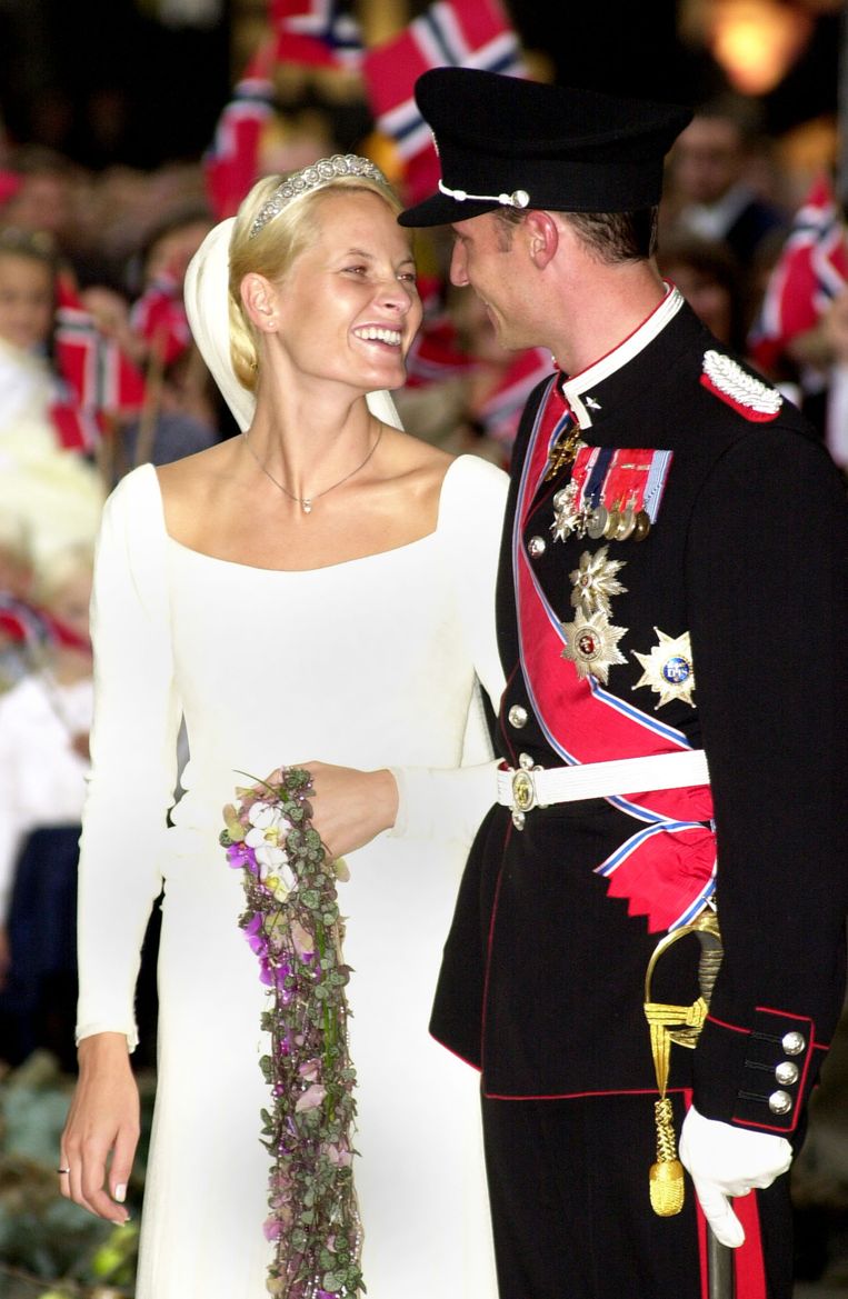 In voor en tegenspoed Noorse kroonprins Haakon en zijn MetteMarit zijn vandaag 20 jaar getrouwd