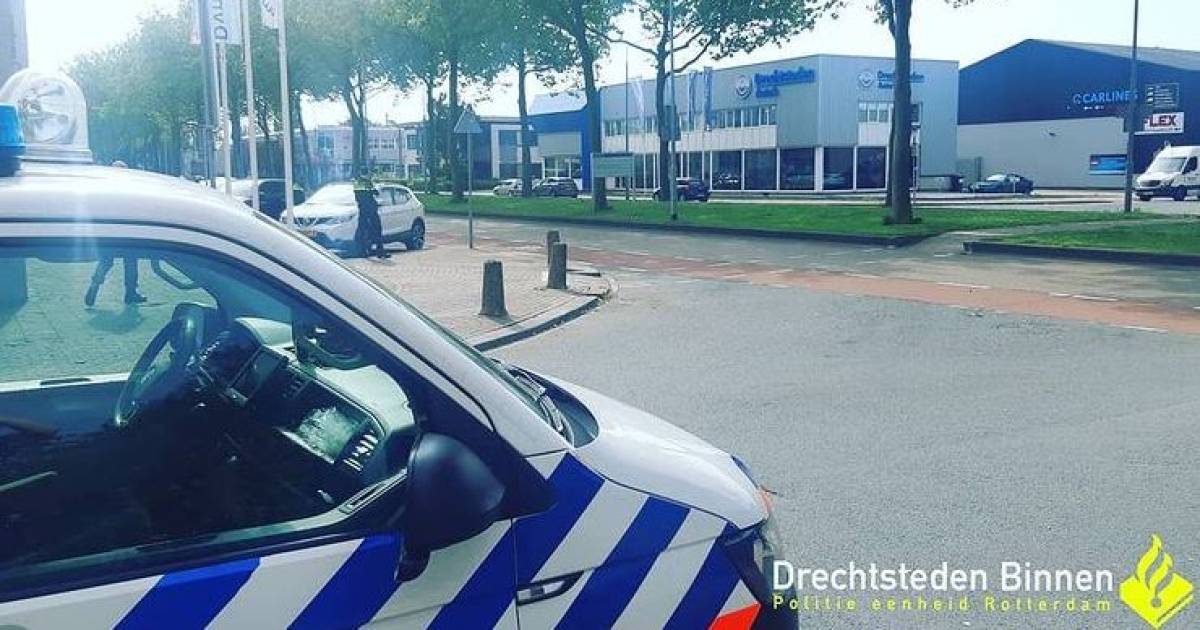 Politie houdt hardrijders op Kamerlingh Onnesweg extra in de smiezen.